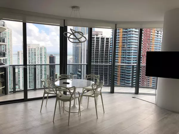 Miami, FL 33130,55 SW 9th St #4003