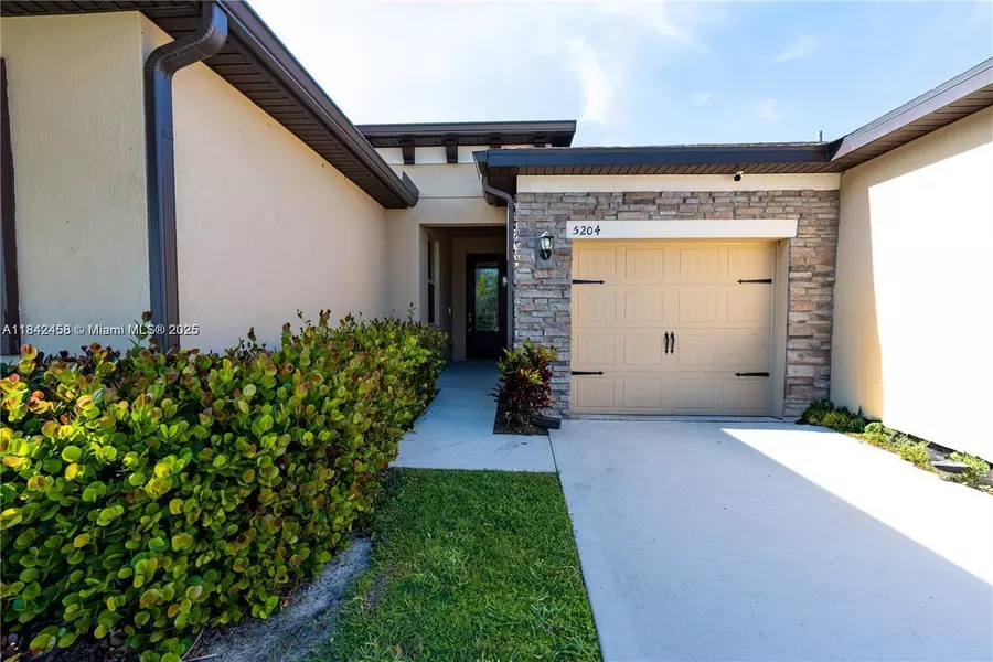 5204 Jovial #5204, Fort Pierce, FL 34947