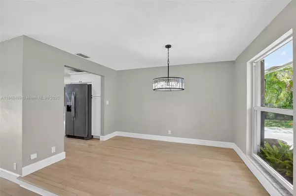 Boca Raton, FL 33432,565 NE Olive Way