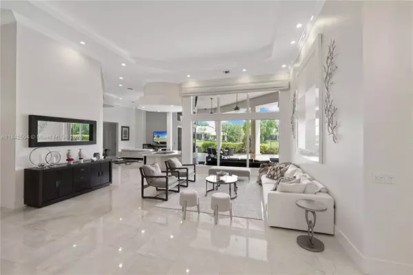Weston, FL 33327,2458 Provence Ct