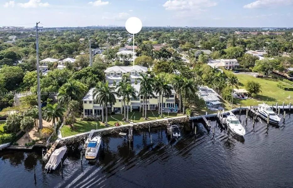 519 SW 7th Ave #8, Fort Lauderdale, FL 33315
