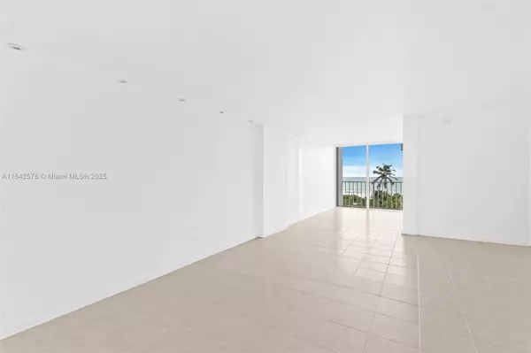 Miami Beach, FL 33141,6450 Collins Ave #606
