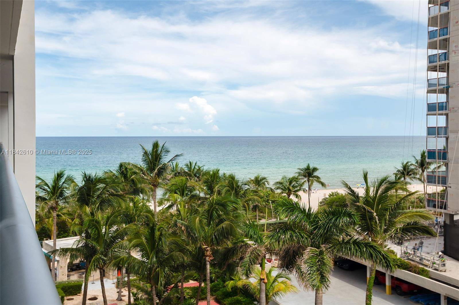 6799 Collins Ave #510, Miami Beach, FL 33141