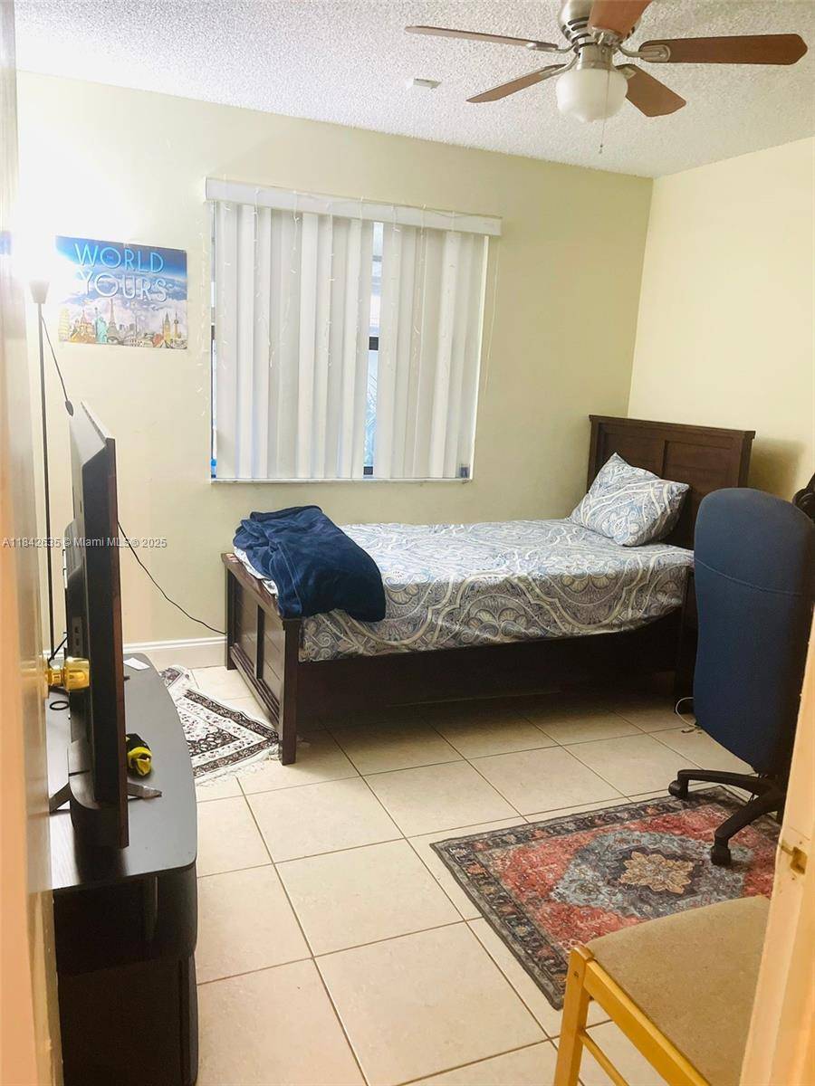 Sunrise, FL 33351,10023 Winding Lake Rd #203