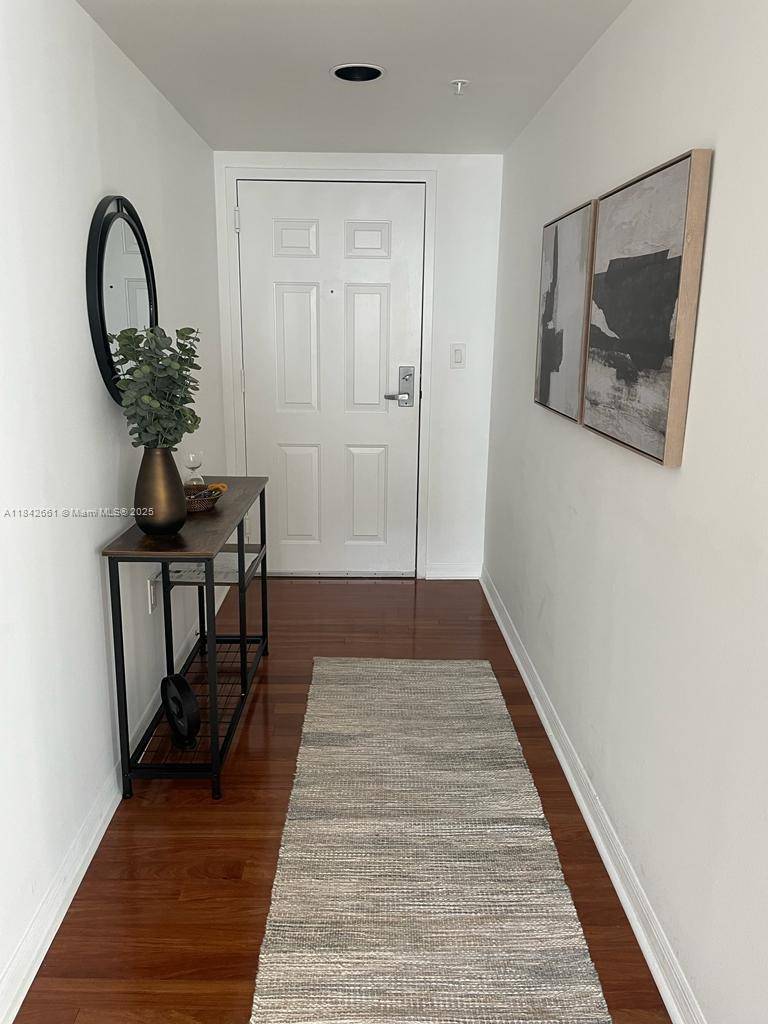 Miami, FL 33131,1155 Brickell Bay Dr #2802