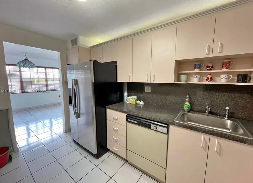6575 W 4th Ave #311, Hialeah, FL 33012