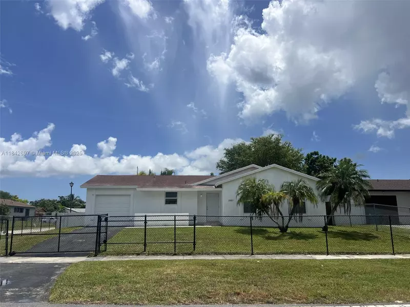 25811 SW 132nd Ave, Homestead, FL 33032