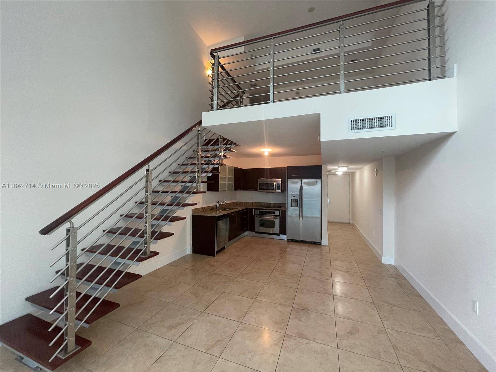 41 SE 5th St #1114, Miami, FL 33131