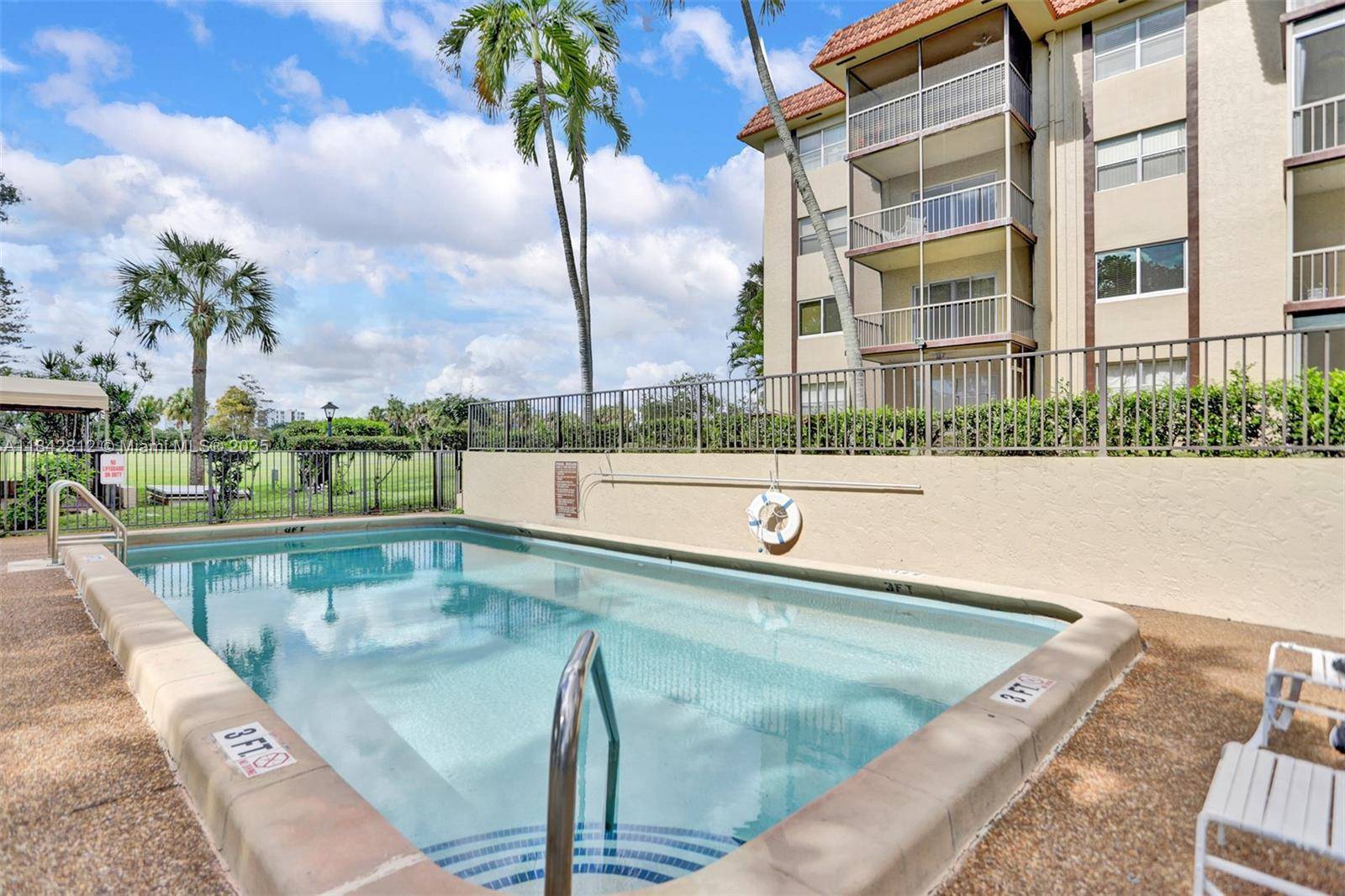 Lauderhill, FL 33319,6361 N Falls Cir Dr #209