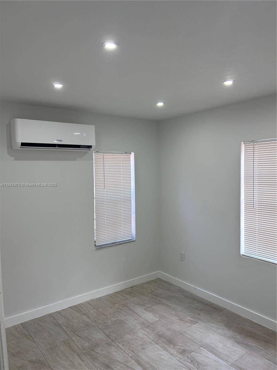 Miami, FL 33150,9301 NW 4th Ave #5