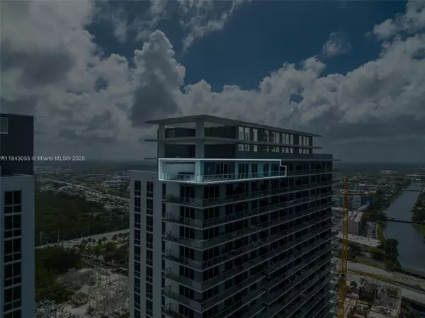 North Miami Beach, FL 33160,16385 Biscayne Blvd #4