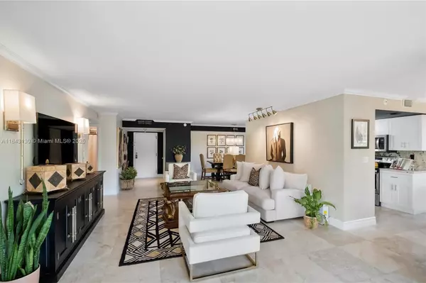 Miami, FL 33138,1000 Quayside Ter #411
