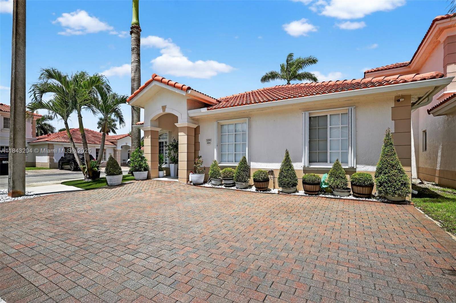 Hialeah, FL 33015,7291 NW 173rd Dr #100