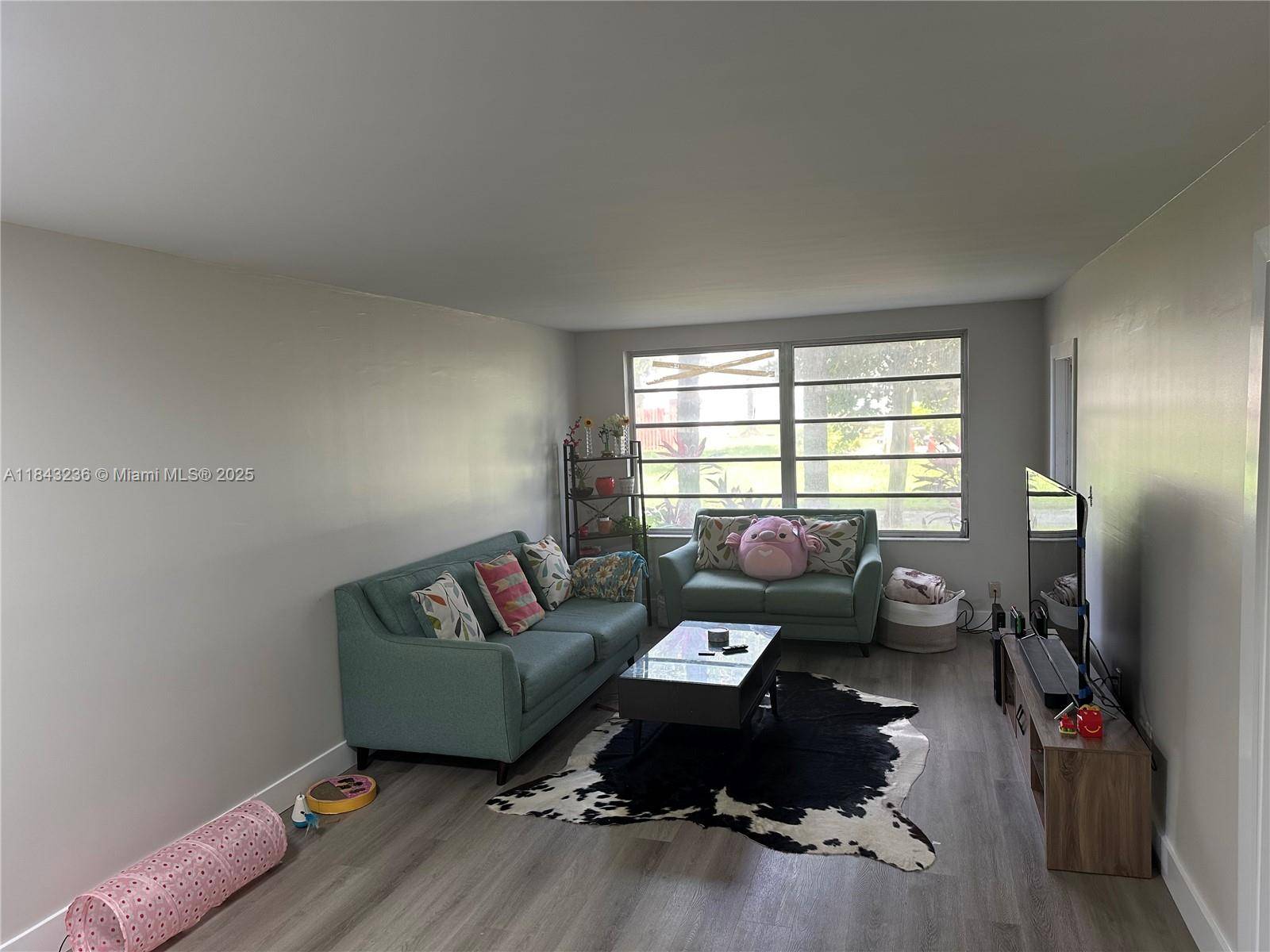 Plantation, FL 33313,7500 NW 17th St #102