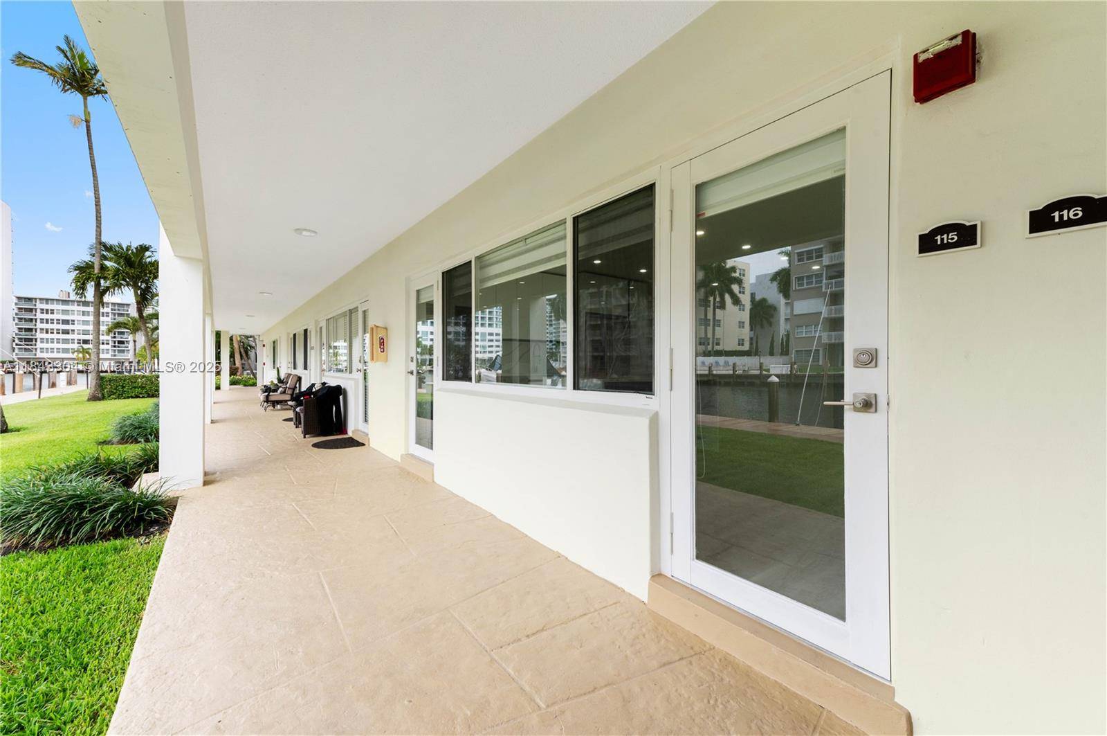 Fort Lauderdale, FL 33306,2881 NE 32nd St #115