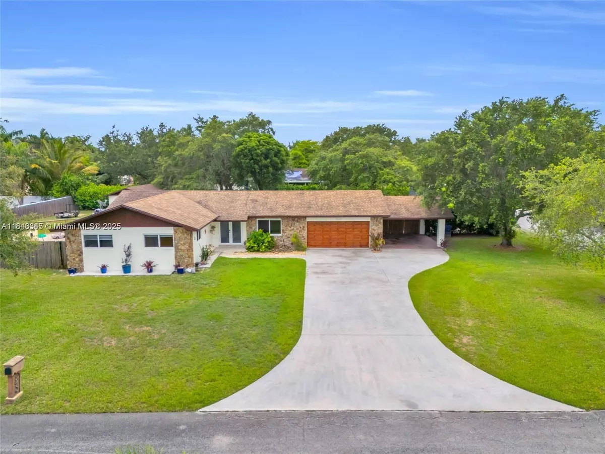 Homestead, FL 33030,19520 SW 307th St