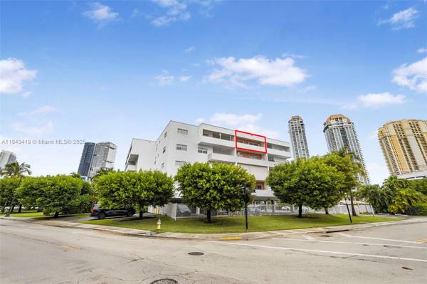 Sunny Isles Beach, FL 33160,18001 N Bay Rd #505