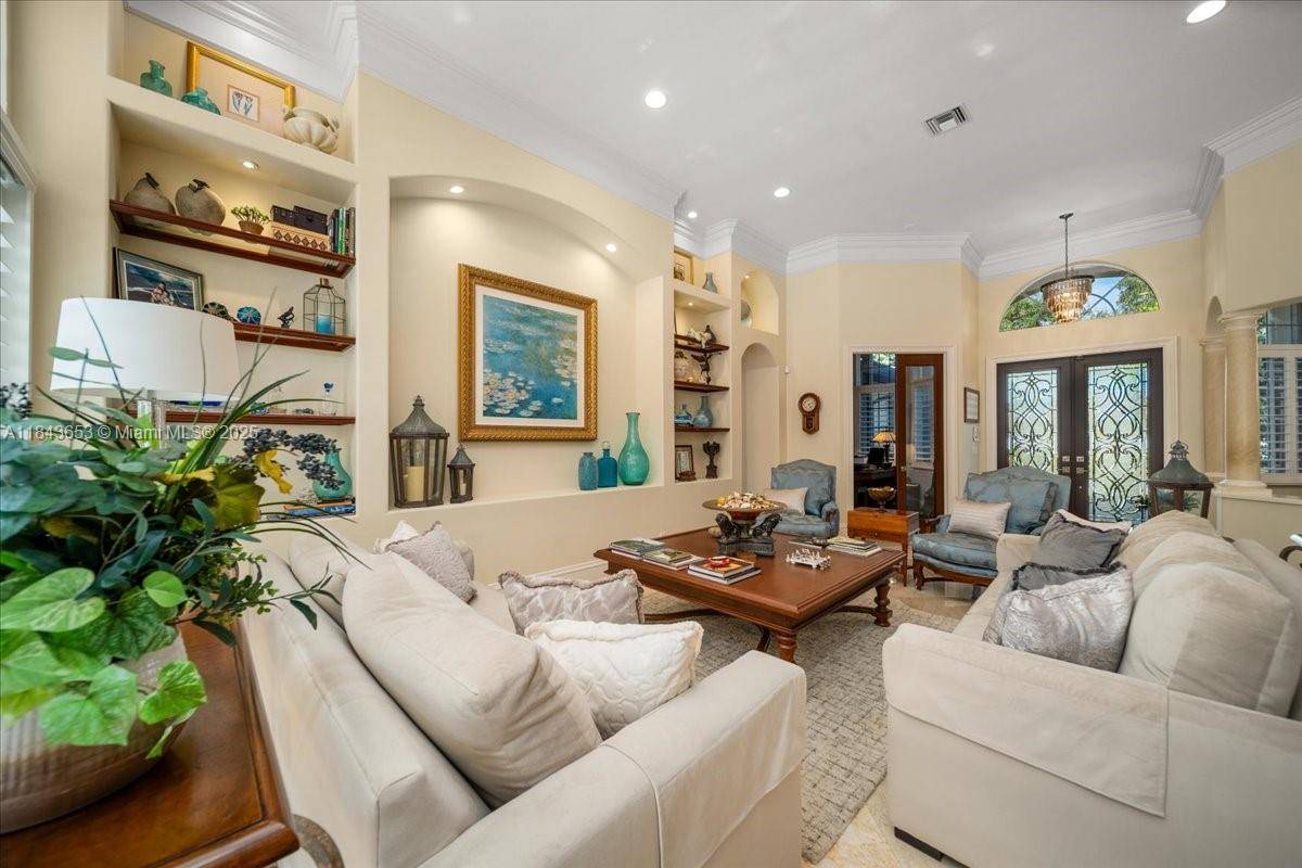 Weston, FL 33327,125 Dockside Cir