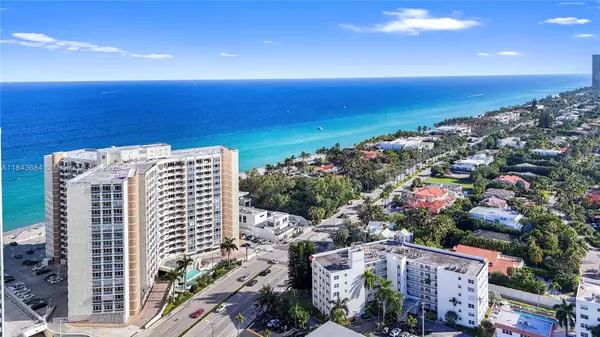 Hallandale Beach, FL 33009,3180 S Ocean Dr #520