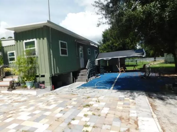 Clewiston, FL 33440,551 Ave del Sur