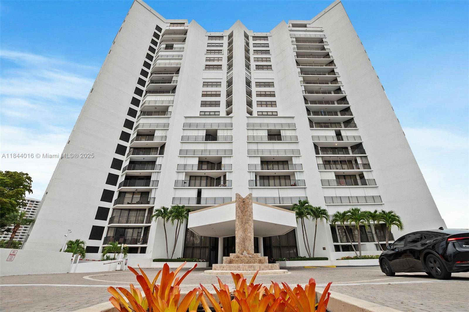 300 Three Islands Blvd #707, Hallandale Beach, FL 33009