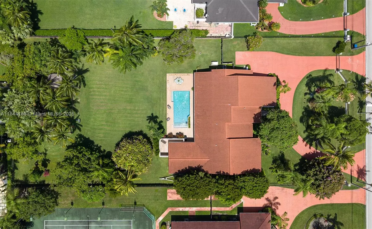 Miami, FL 33143,8375 SW 78th St