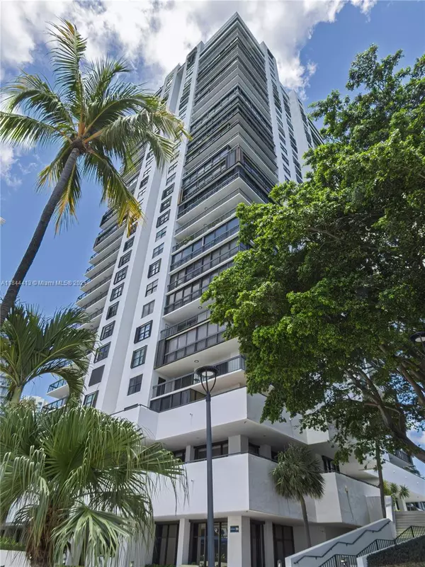 2333 Brickell Ave #414, Miami, FL 33129