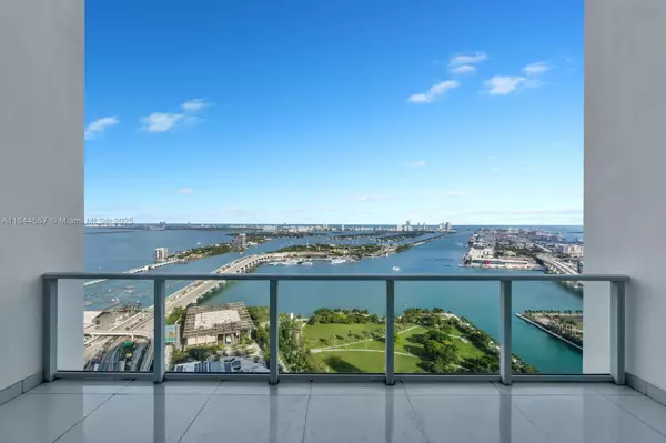Miami, FL 33132,1040 Biscayne Blvd #4402