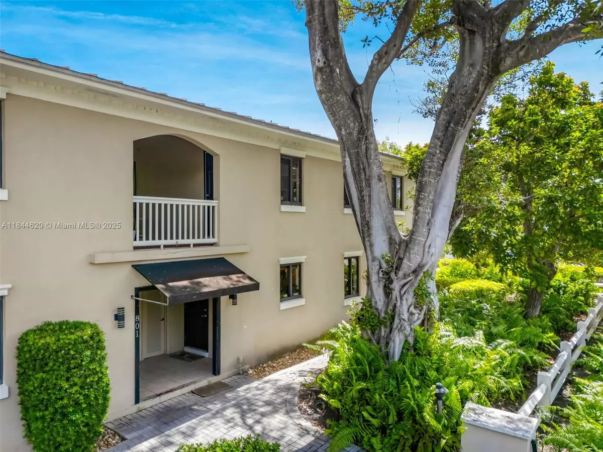 Fort Lauderdale, FL 33304,801 NE 18th Ave #4