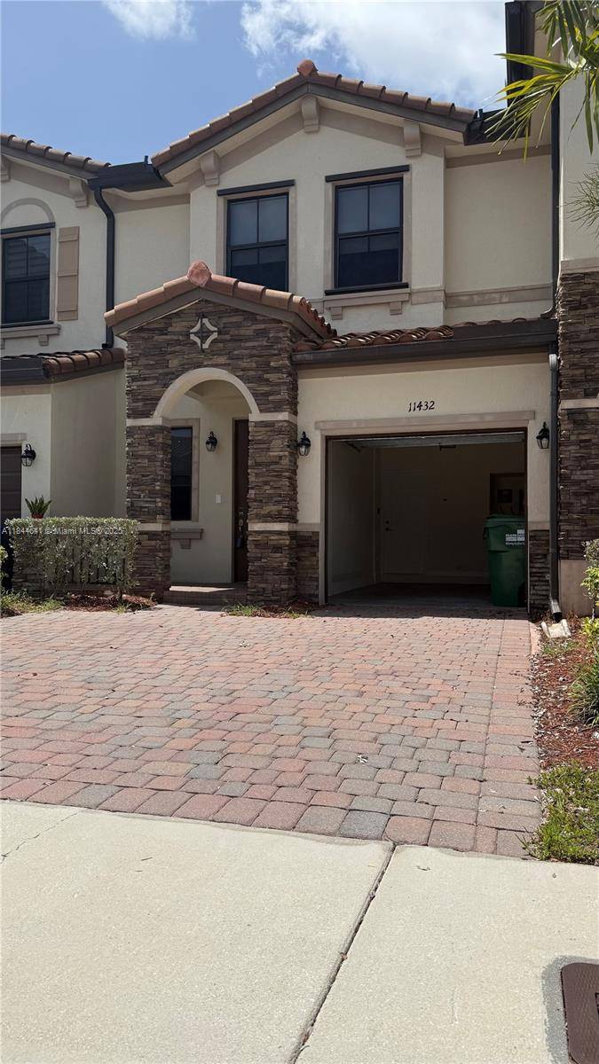 11432 SW 252nd St, Homestead, FL 33032