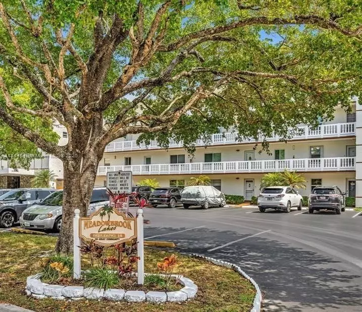 Dania Beach, FL 33004,1025 SE 4th Ave #106
