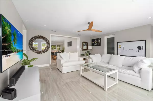 Wilton Manors, FL 33311,817 NW 30th St