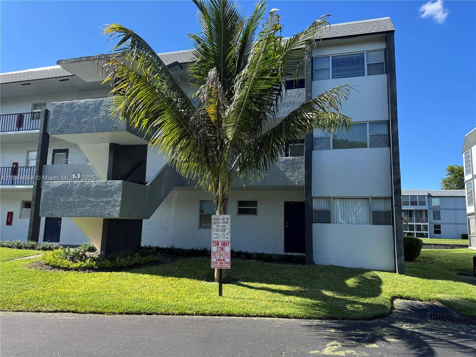8330 Sands Point Blvd #N210, Tamarac, FL 33321