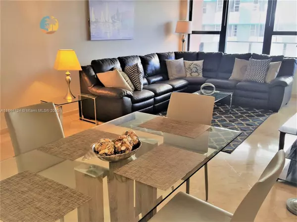 Miami Beach, FL 33140,5225 Collins Ave #510