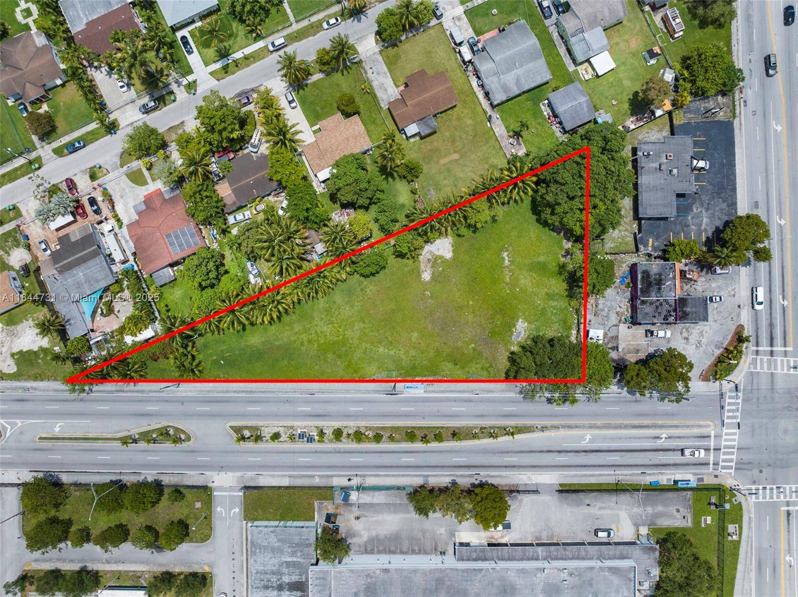 9521 NW 17th Ave, Miami, FL 33147