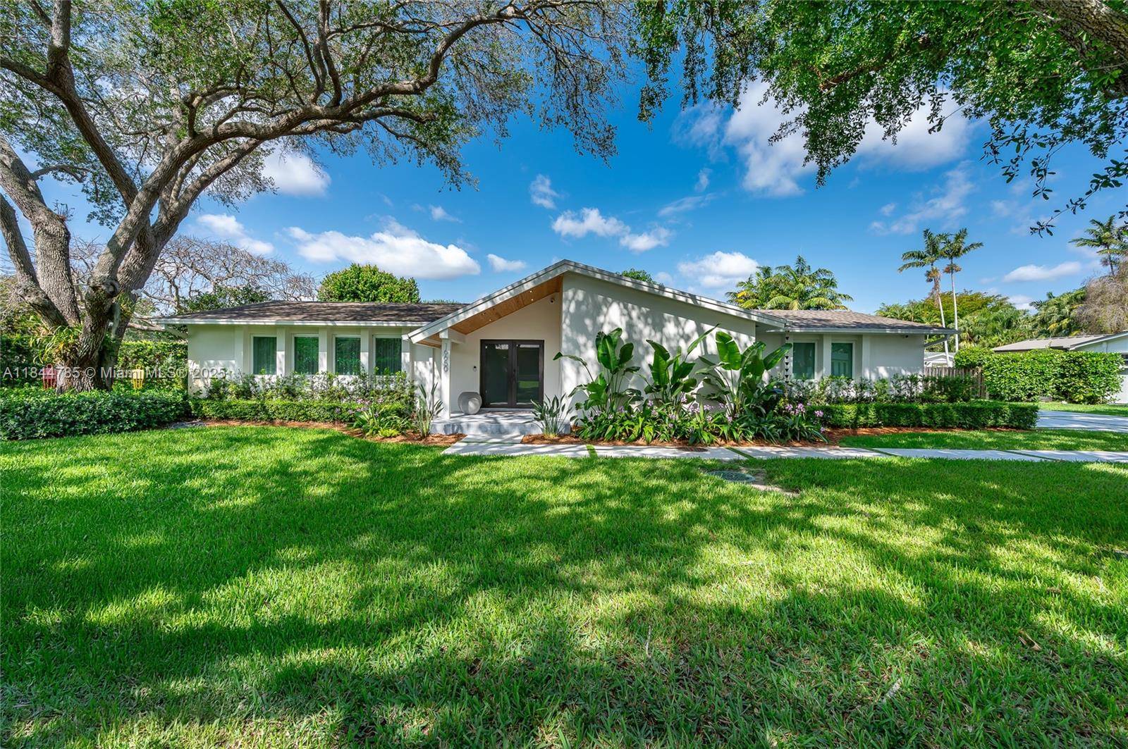 16650 SW 77th Ct, Palmetto Bay, FL 33157