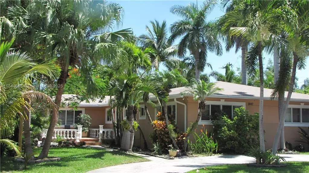 Hollywood, FL 33019,1047 Adams St