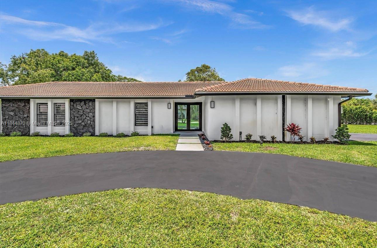 2550 NW 114th Ave, Coral Springs, FL 33065