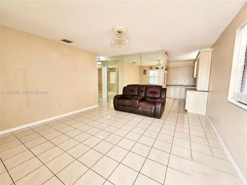 4596 E 8th Ct #1, Hialeah, FL 33013