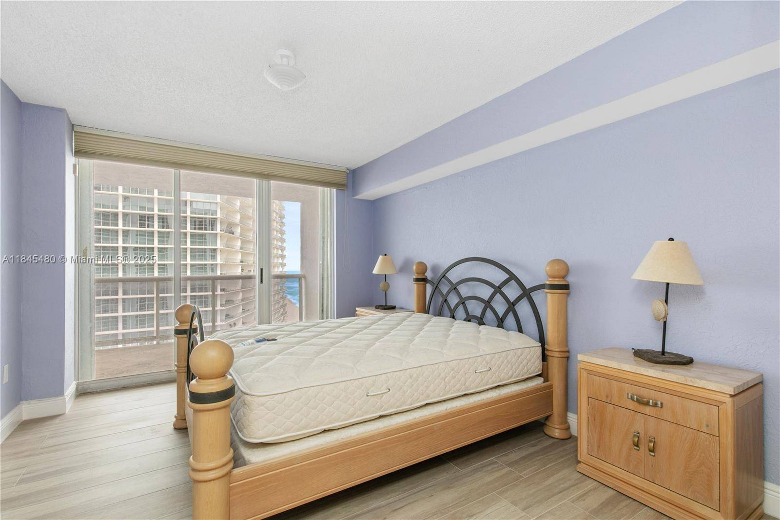 Sunny Isles Beach, FL 33160