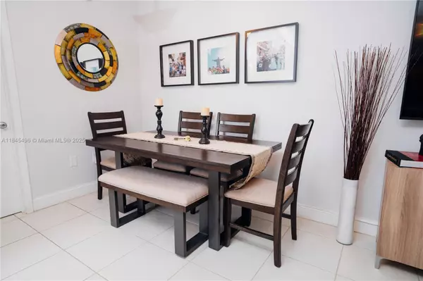South Miami, FL 33143,7901 SW 64th Ave #6