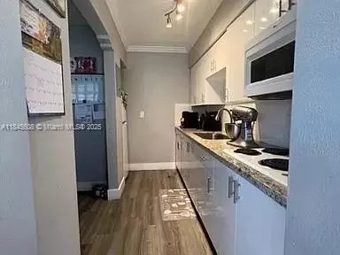 Miami, FL 33145,2022 SW 17th Ave #2022