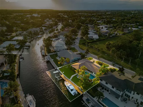 Pompano Beach, FL 33062,2880 NE 23rd Pl
