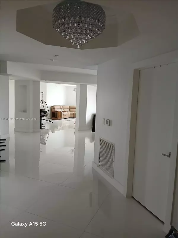 Doral, FL 33178,10730 NW 66th St #108