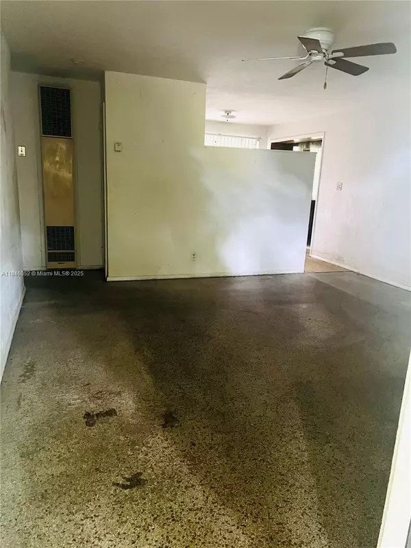 Pompano Beach, FL 33064,1612 NE 29th St