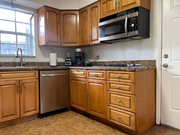 Hollywood, FL 33020,2835 Plunkett St #0