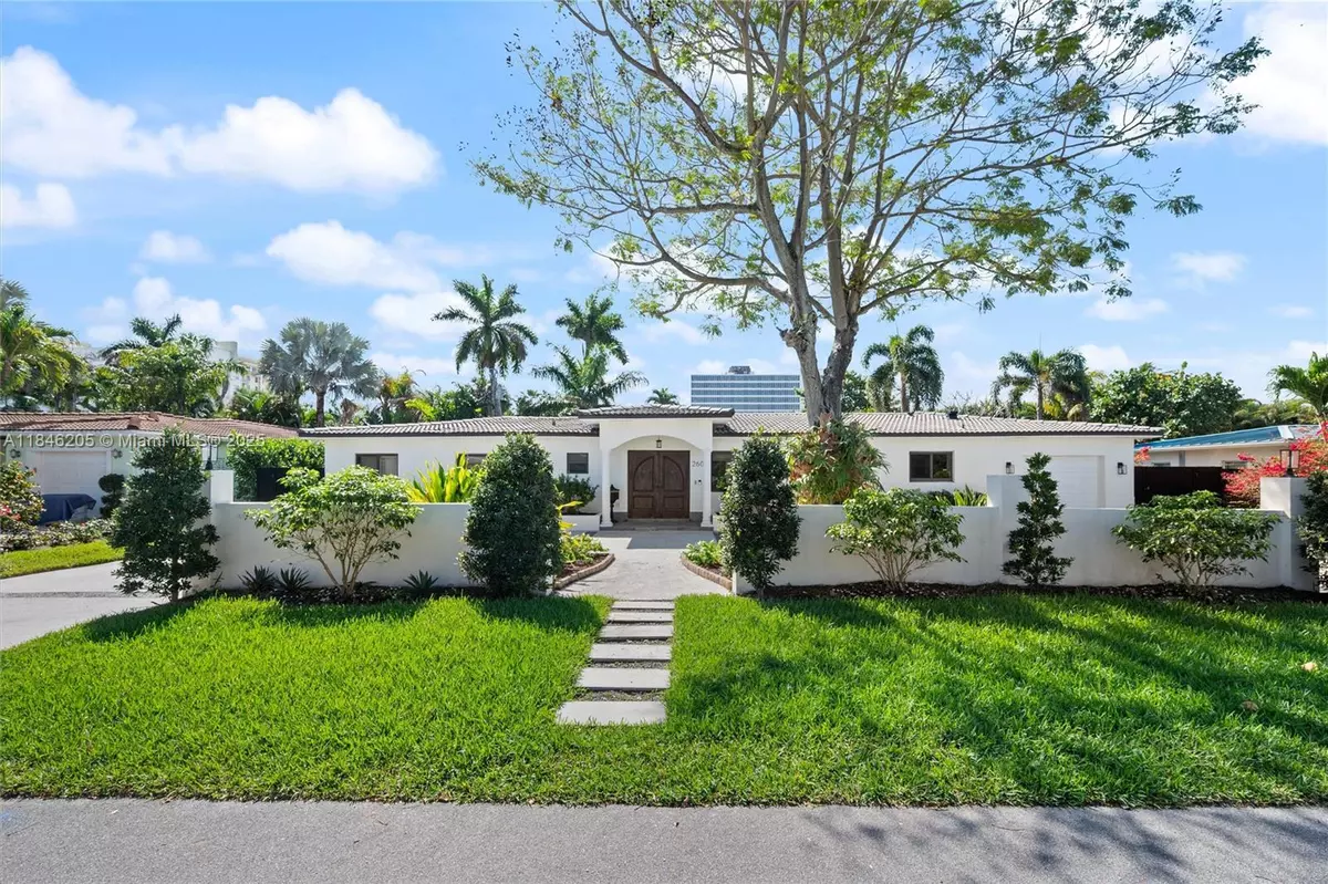 Fort Lauderdale, FL 33304,2600 Yacht Club Blvd #0