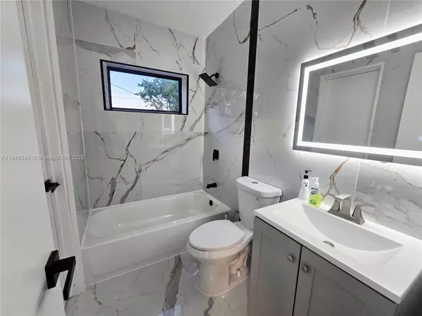 1766 NE 183rd St, North Miami Beach, FL 33179