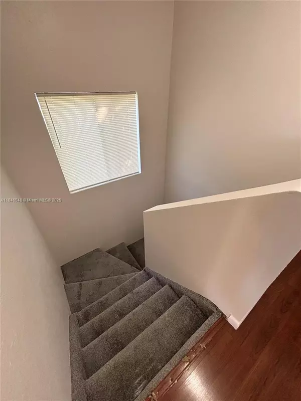 North Lauderdale, FL 33068,1399 Sussex Dr