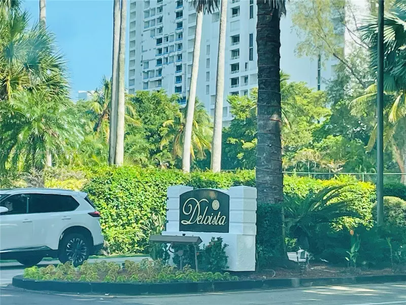 20466 NE 34th Ct #1, Aventura, FL 33180